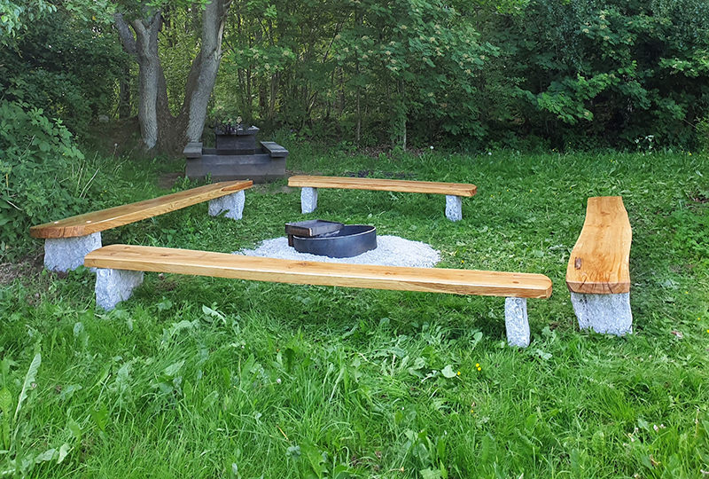 Anläggning av granithällar till grillplats för samfällighet, Järfälla Jakobsberg